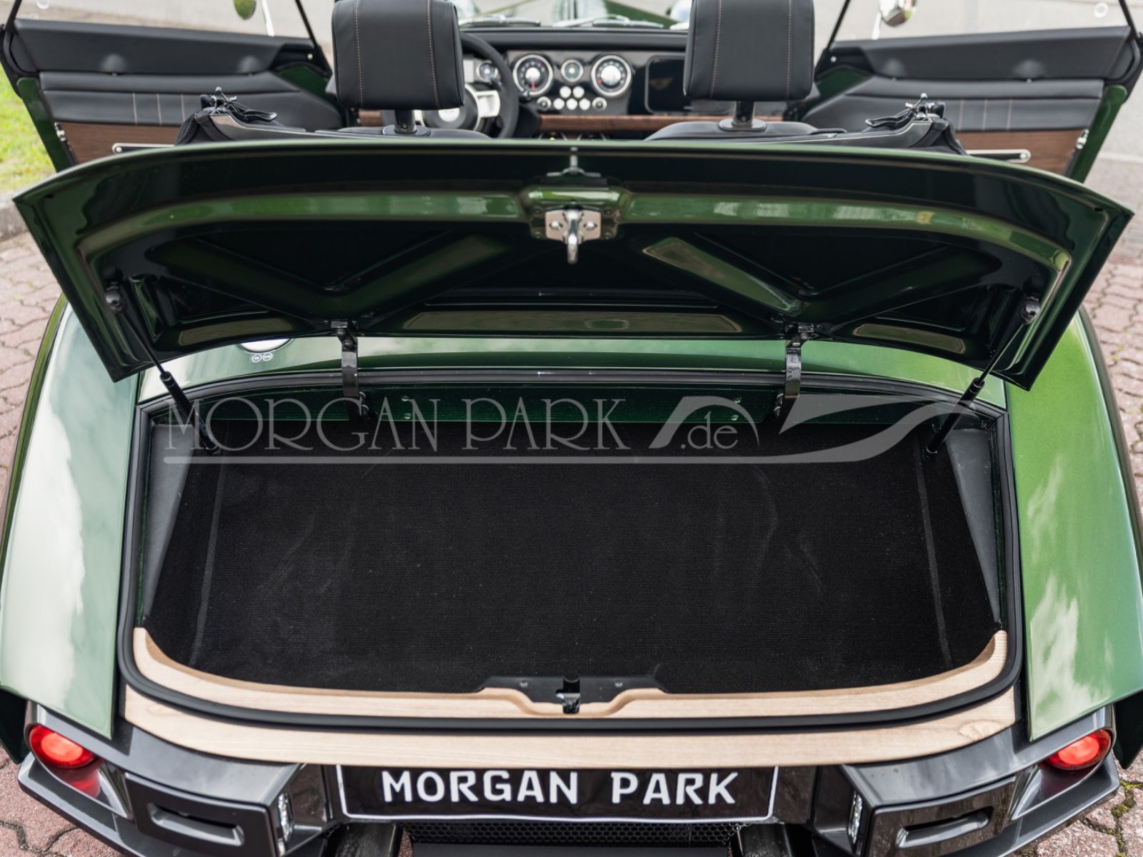 Fahrzeugabbildung Morgan Supersport 400