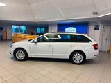 Skoda Octavia Combi Ambition - Skoda Octavia: Combi Ambition