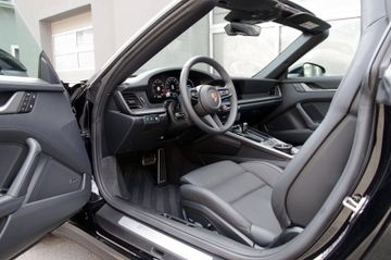 Porsche 992.2 Targa 4S*ACC,BOSE,Chrono,Sitzlüftung,14-W.