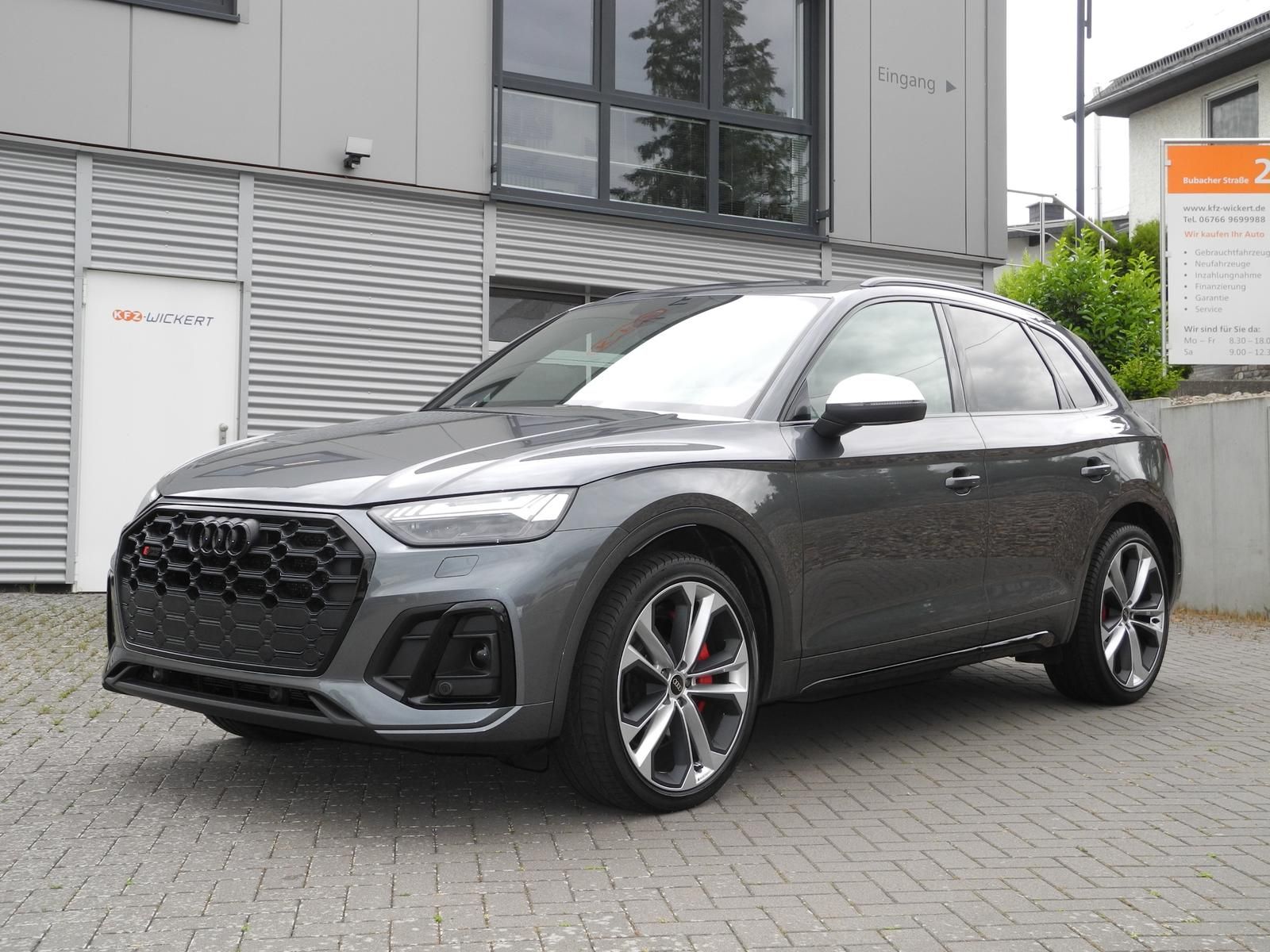 AUDI SQ5 3.0 TDI *Air-Susp*AHK*B&amp;O*21"*HUD*Matrix*