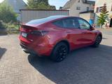 Tesla Model Y Long Range Dual Motor AWD Long Range - rote Tesla Model Y
