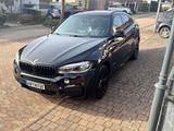 BMW X6 xDrive50i M-Paket LED HK HUD Standh Fond Ente - BMW X6: 6x6