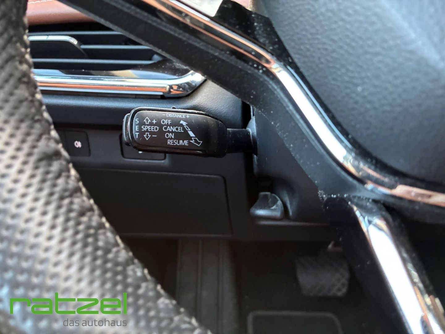 Fahrzeugabbildung SKODA Enyaq 80 ecoSuite iV 150 Navi Kamera Elektr. Hec