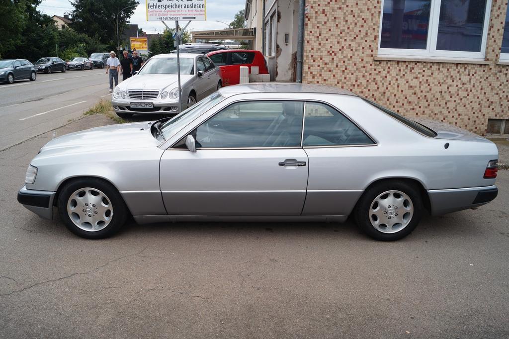 Mercedes-Benz CE 300