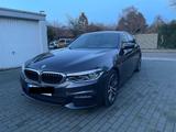 BMW 525 M-SportPaket*Schiebedach*Automatik - mit Diesel-Antrieb: Grau, Limousine, mit Klimaautomatik, Sportpaket