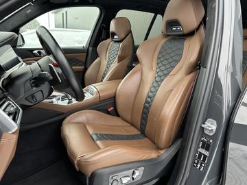 صورة 10 لـ 2022 BMW X5 M
