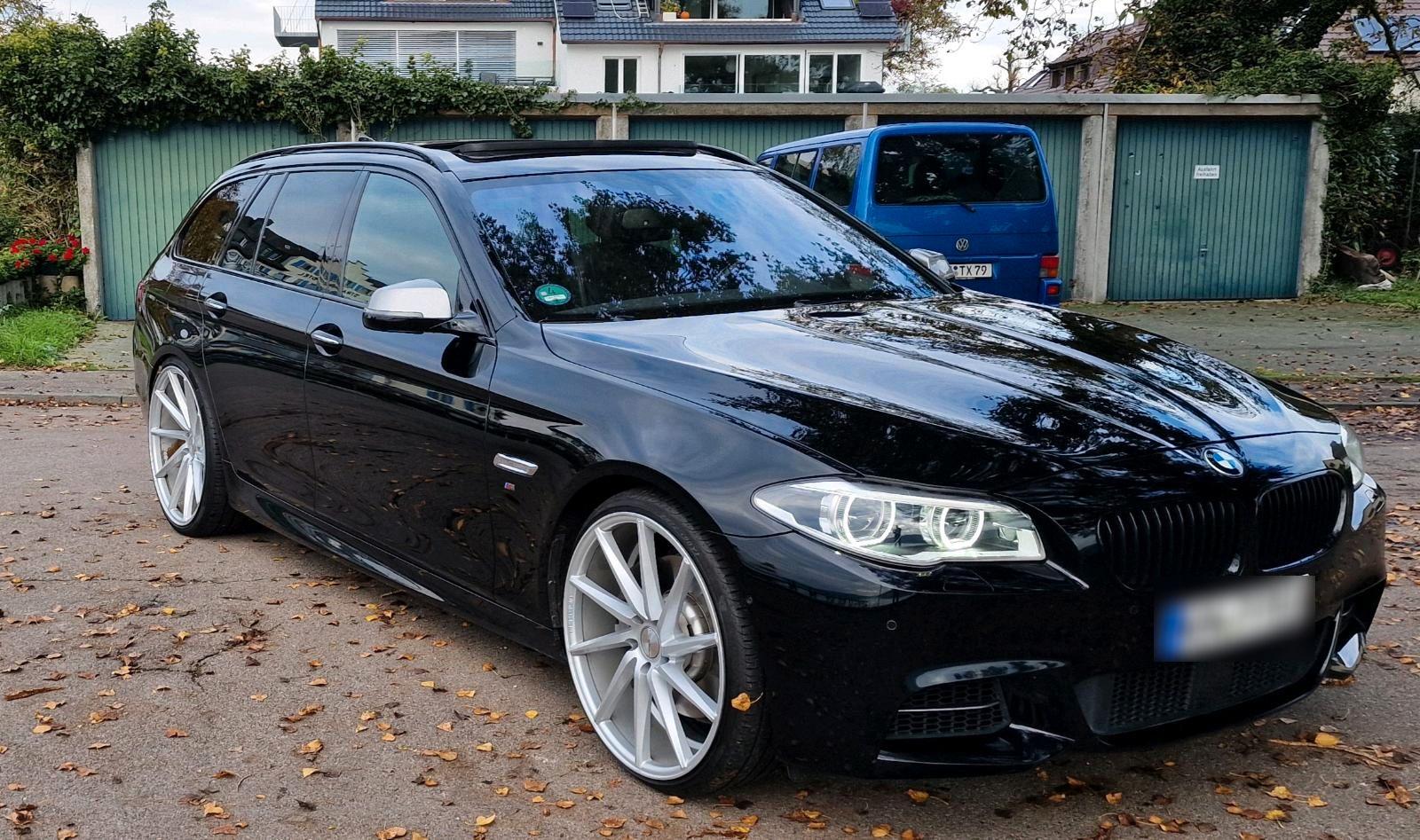 BMW M550