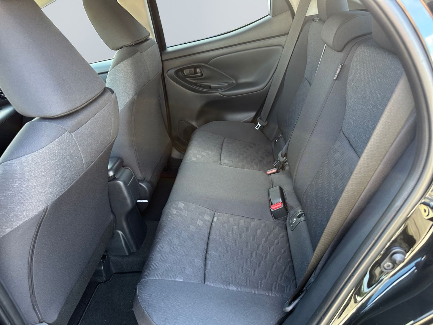 Toyota Yaris - Bild 15
