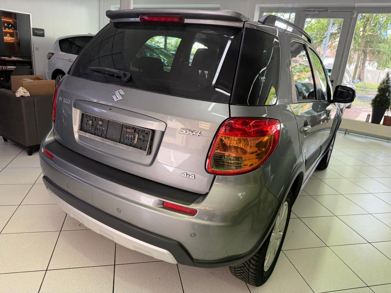 Suzuki SX4 2.0 DDiS 4WD Style Dashcam Navi PDC