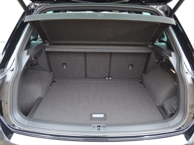 Tiguan 1.5 TSI DSG R-Line AHK/MATRIX/NAVI-PRO/HE
