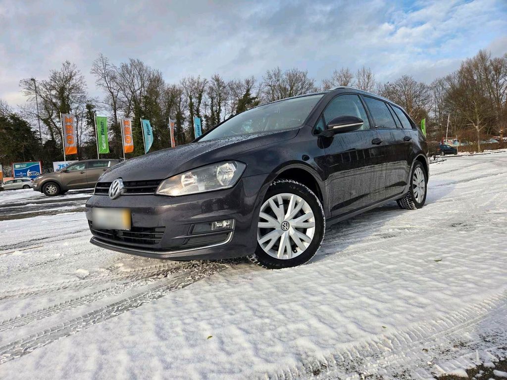 Image of Volkswagen Golf