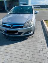 Opel Astra GTC 1.9 CDTI Sport / TÜV Neu - Opel Astra aus 2007: Sport