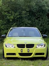 BMW E90 330d - M-Paket ab Werk  - BMW 330 aus 2006: 330d
