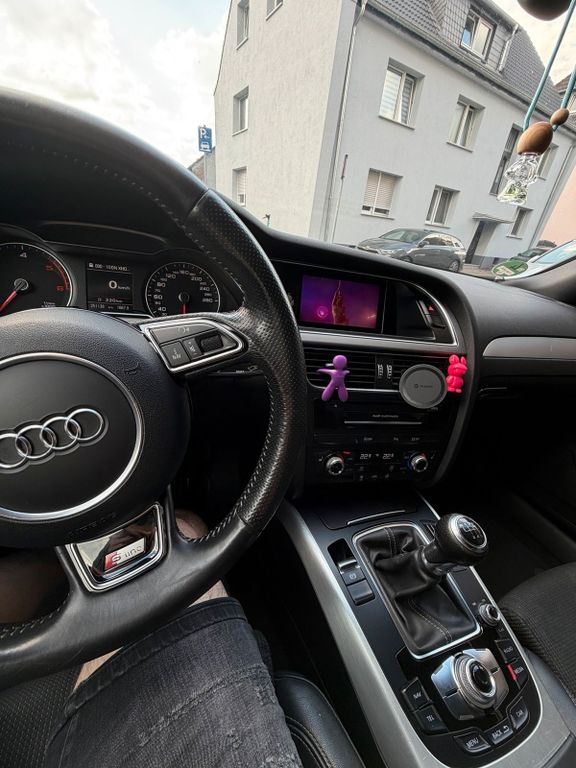Image of Audi A4