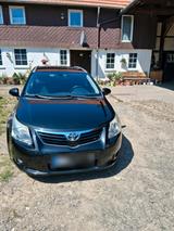 Toyota Avensis - gebrauchte Toyota Avensis aus dem Jahr 2010