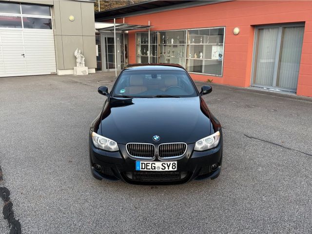 BMW E93 320d M-Paket