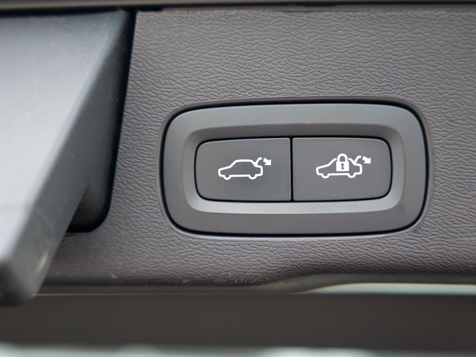 Volvo XC60 B5 Core AWD LEDER+NAVI+4xSHZ+CAM+KEYLESS, миниатюра 25