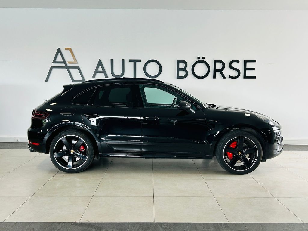 Porsche Macan Turbo*SPORT-CHRONO*LUFT*PANO*STHZG*AHK
