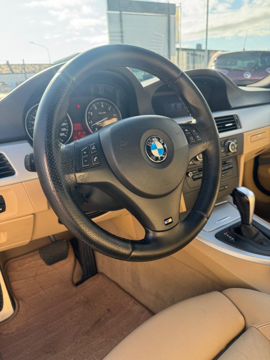 BMW 325i 218CH M SPORT