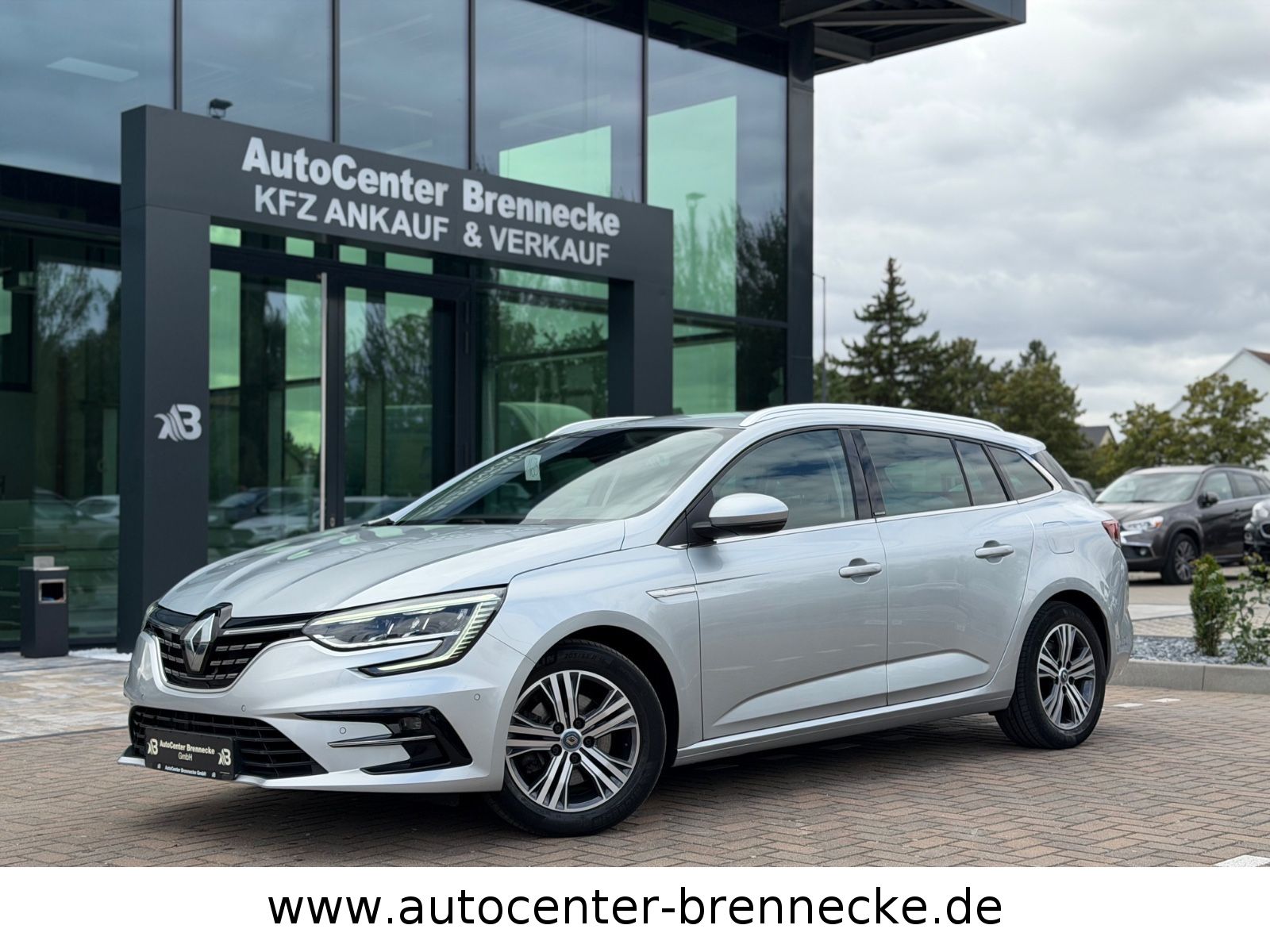 Renault Megane E-TECH*Automatik*8-fach bereift*