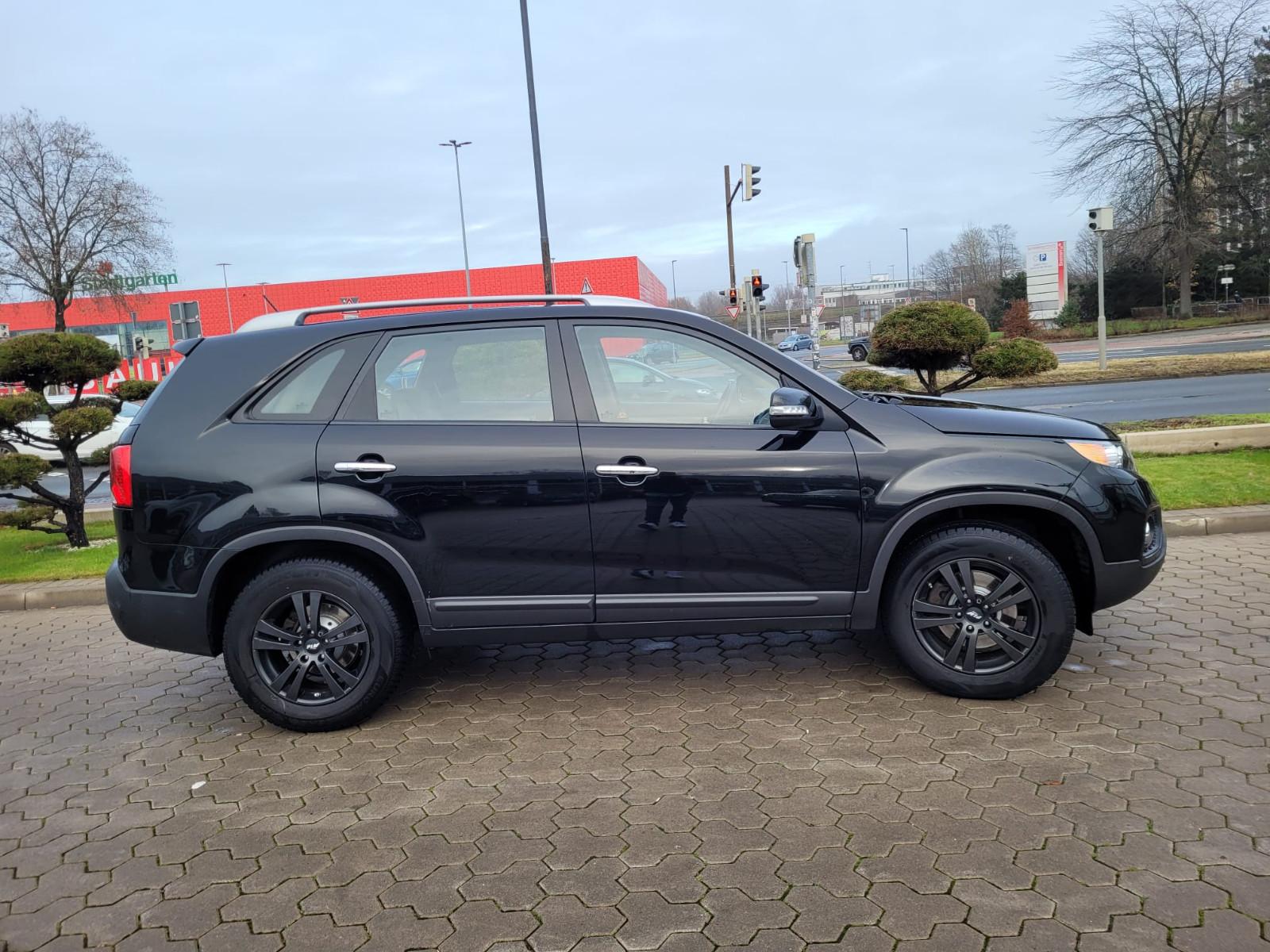 Kia Sorento 2011 — photo 5