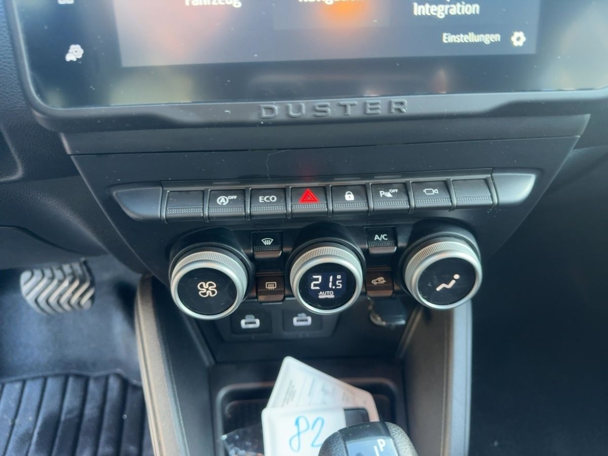 Fahrzeugabbildung Dacia Duster Journey TCe 150 Automatik AHK SHZ Kamera