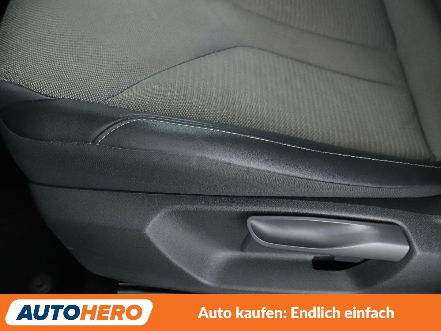Skoda Enyaq iV 60 Loft *NAVI*LED*TEMPO*SHZ*CAM*PDC*LHZ