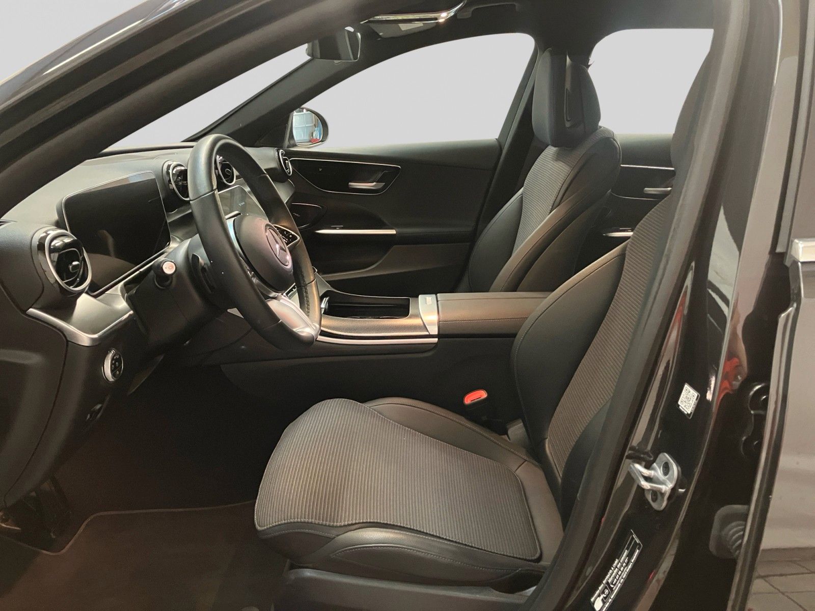 Mercedes-Benz C 300 - Bild 2