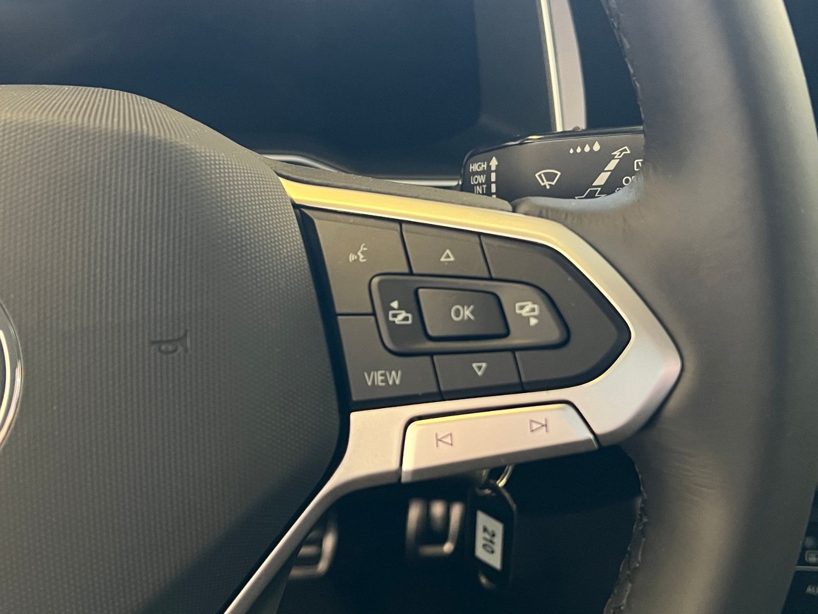 Fahrzeugabbildung Volkswagen Taigo GOAL 1.0 TSI *16"-LM, Navi, ACC*