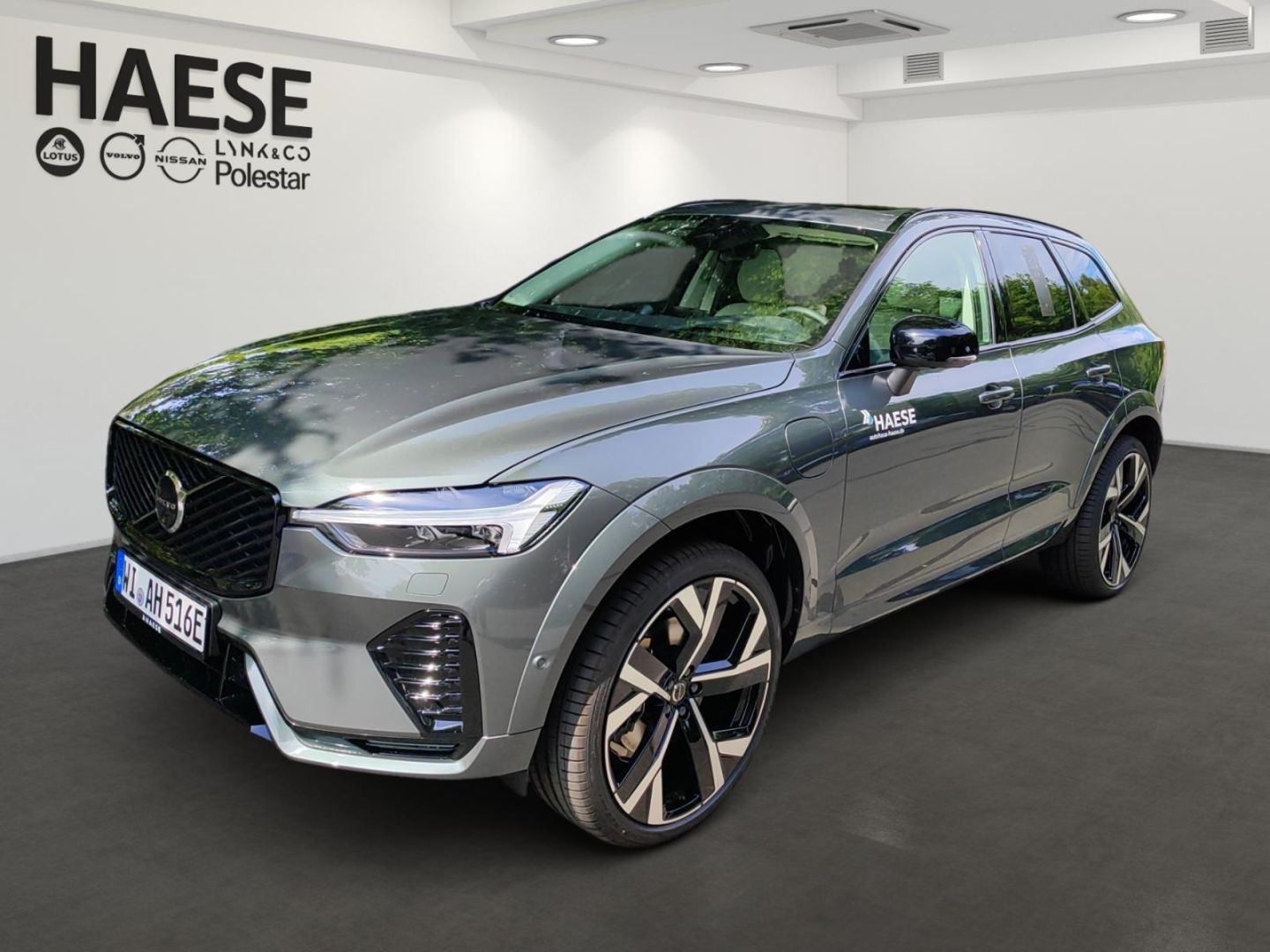 Volvo XC60 T8 AWD Plug-In-Hybrid Ultra Dark Nappaleder