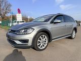 Volkswagen Golf VII Variant Alltrack BMT/Start-Stopp 4Motio - mit Diesel-Antrieb: Silber, Kombi