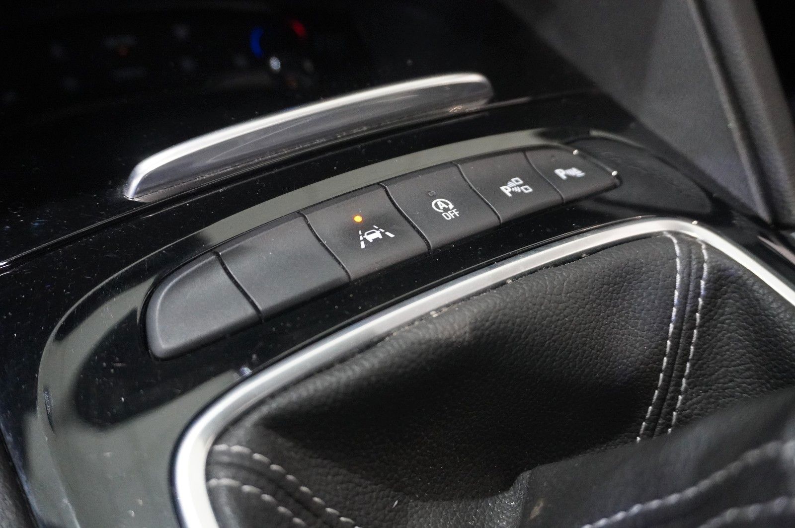 Fahrzeugabbildung Opel Insignia B ST 2.0D ELEGANCE NAVI/LED/KAMERA/PANO