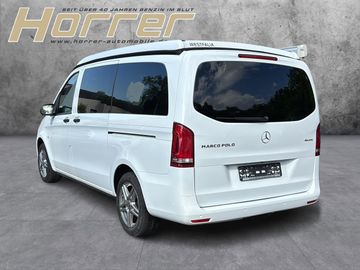 Mercedes V 220 - 5