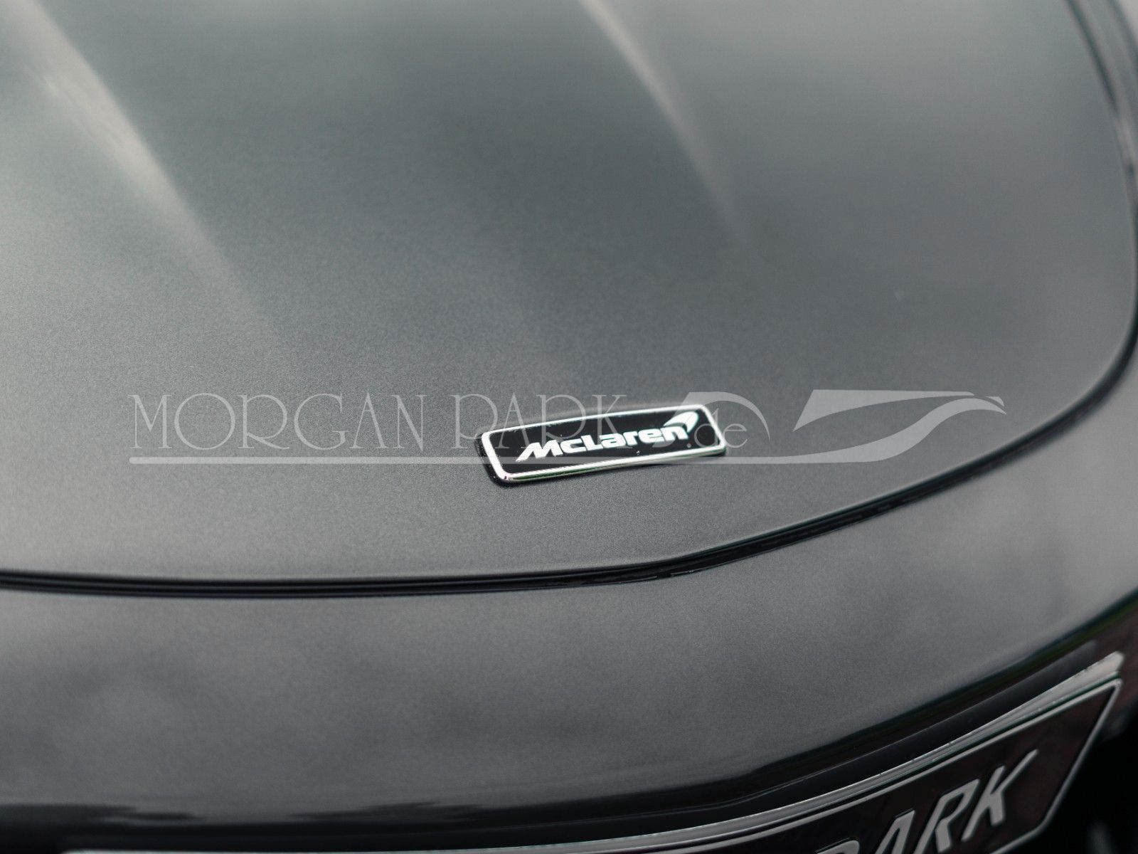 Fahrzeugabbildung McLaren GT *Storm Grey Metallic* + MwSt. + Sportauspuff