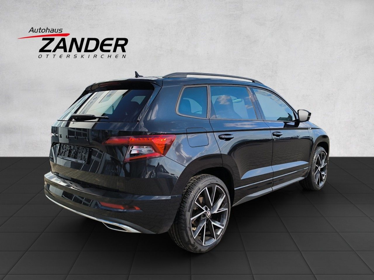 Fahrzeugabbildung SKODA Karoq Sportline 4x4 DSG,Navi,LED,SHZ