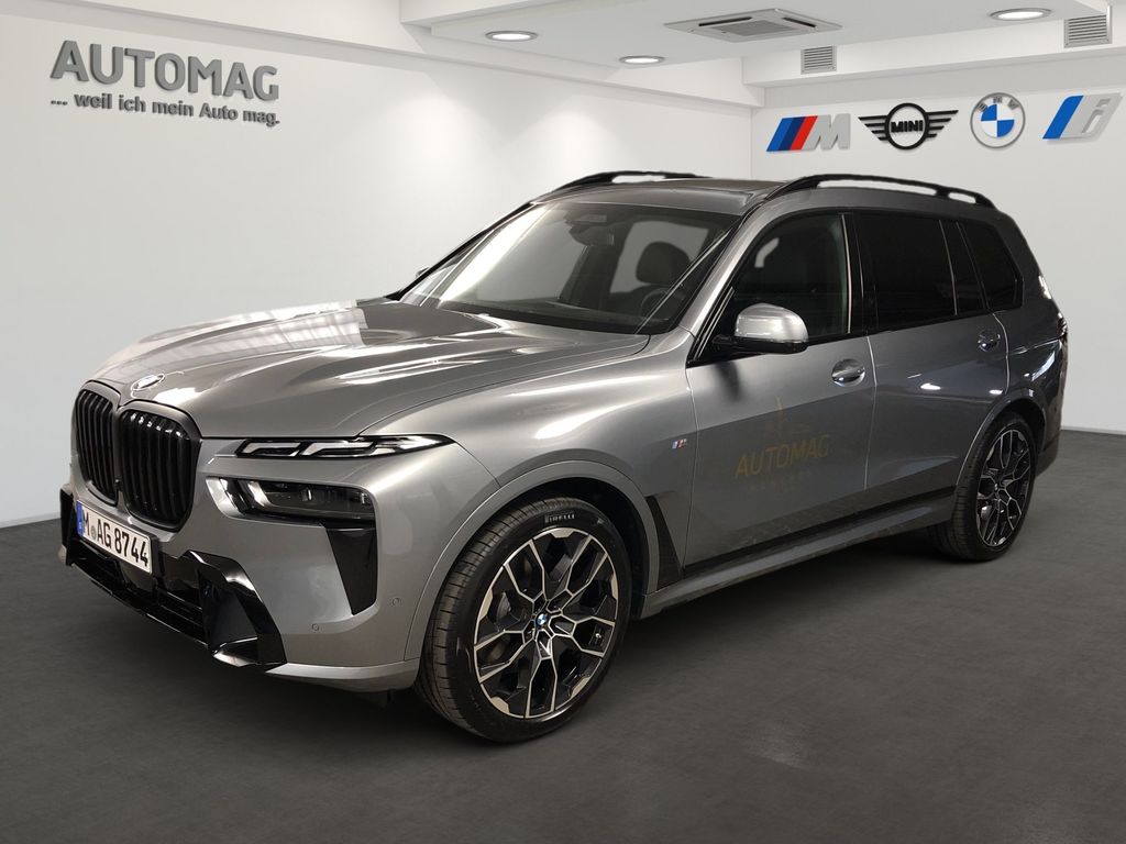 Image of BMW X7