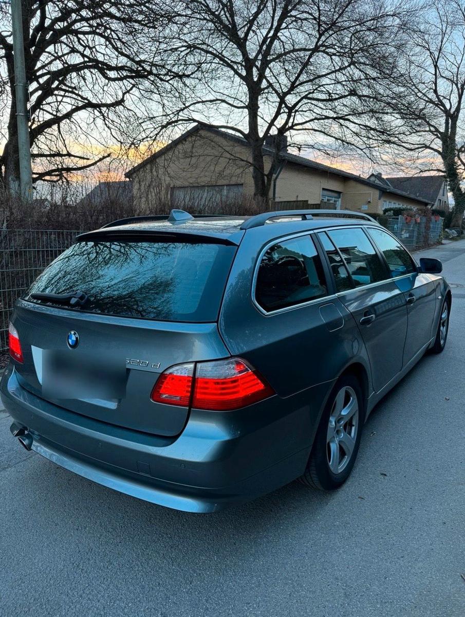 BMW 520 2009 — photo 6