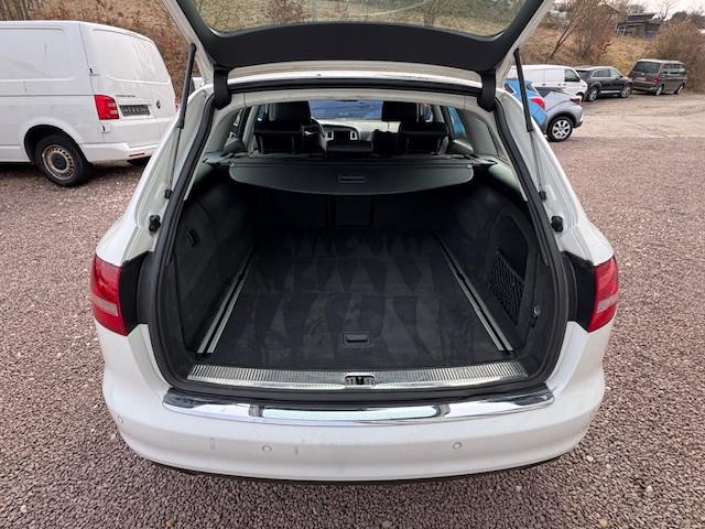 Audi A6 2010 — photo 16