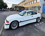 BMW SAMMLER E36 318is Coupé M-Paket SLICKTOP M3 2++ - BMW Oldtimer: E3