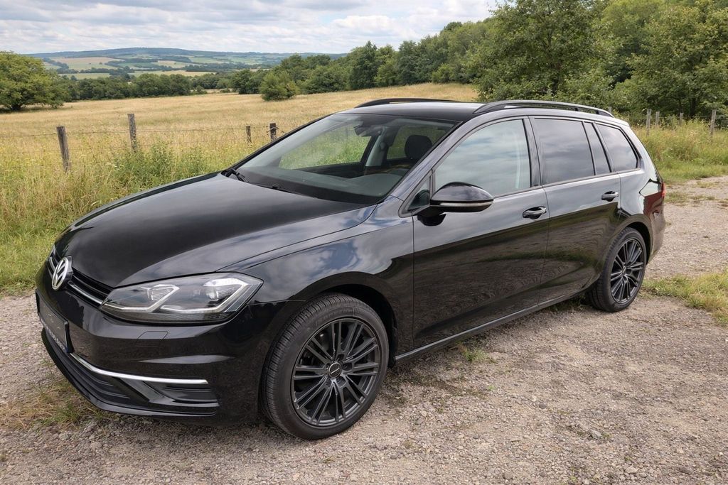 Image of Volkswagen Golf