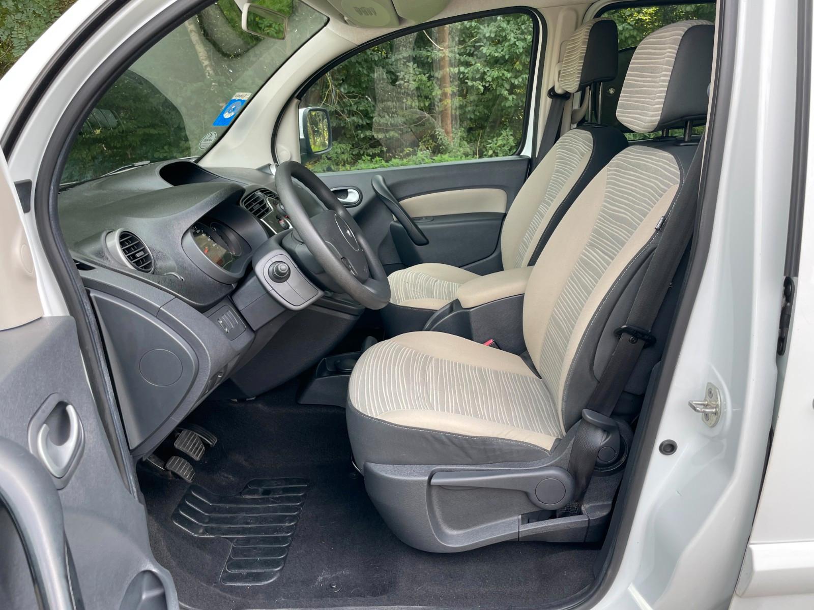 Renault Kangoo 2011 — photo 10