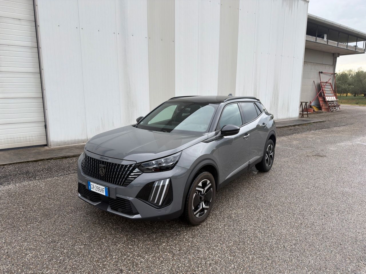 Peugeot 2008 PureTech 130 S&S EAT8 GT