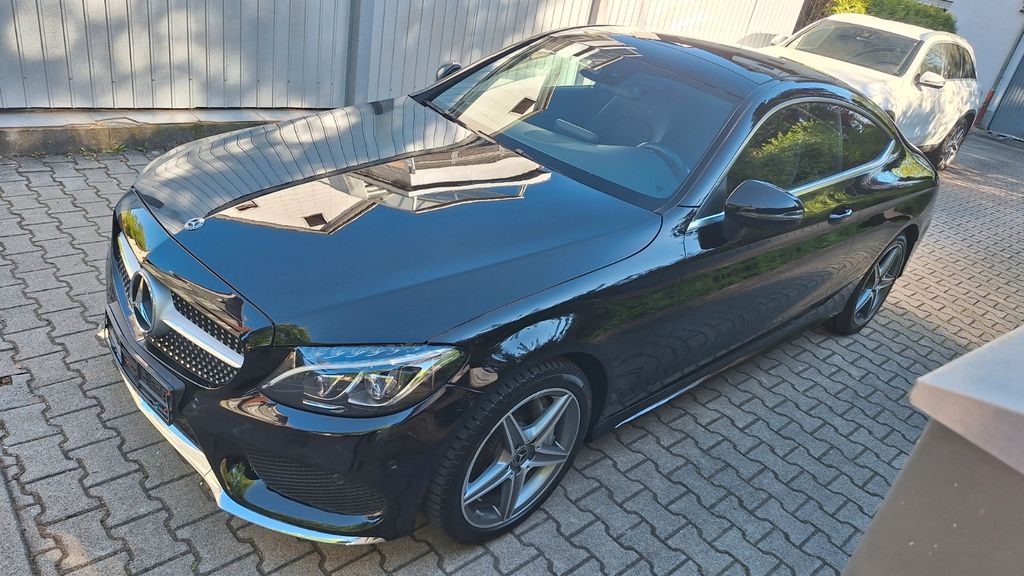 Image of Mercedes-Benz C 400