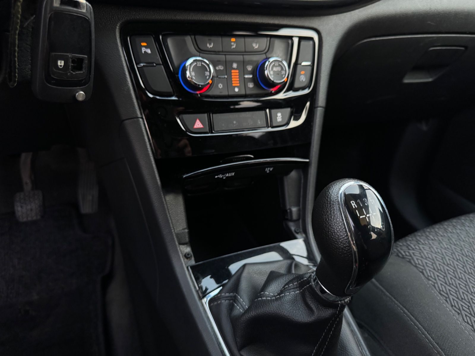 Fahrzeugabbildung Opel Mokka X Edition Active*LED*Kamera*Allwetter*Navi