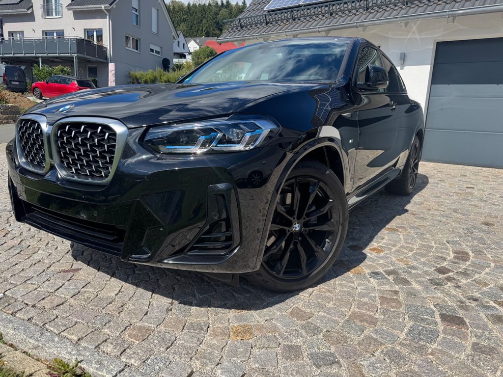 Image of BMW X4