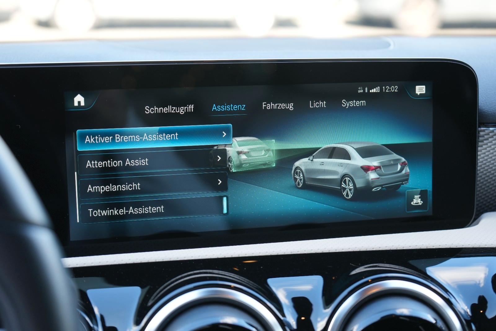 Mercedes-Benz A-Class 4Matic Lim. Progressive *LEDER BEIGE 360°*, миниатюра 20