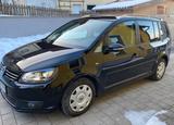 Volkswagen VW Touran 2.0 TDI BlueMotion - Volkswagen Touran: TDI Bluemotion