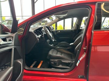 MYAUTOCENTER – Gebraucht- und Jahreswagen mit Werkstattservice in Pfaffenhofen Volkswagen Golf *SPORT-Fahrwerk*Tempo*Keyless*MassageSitze*