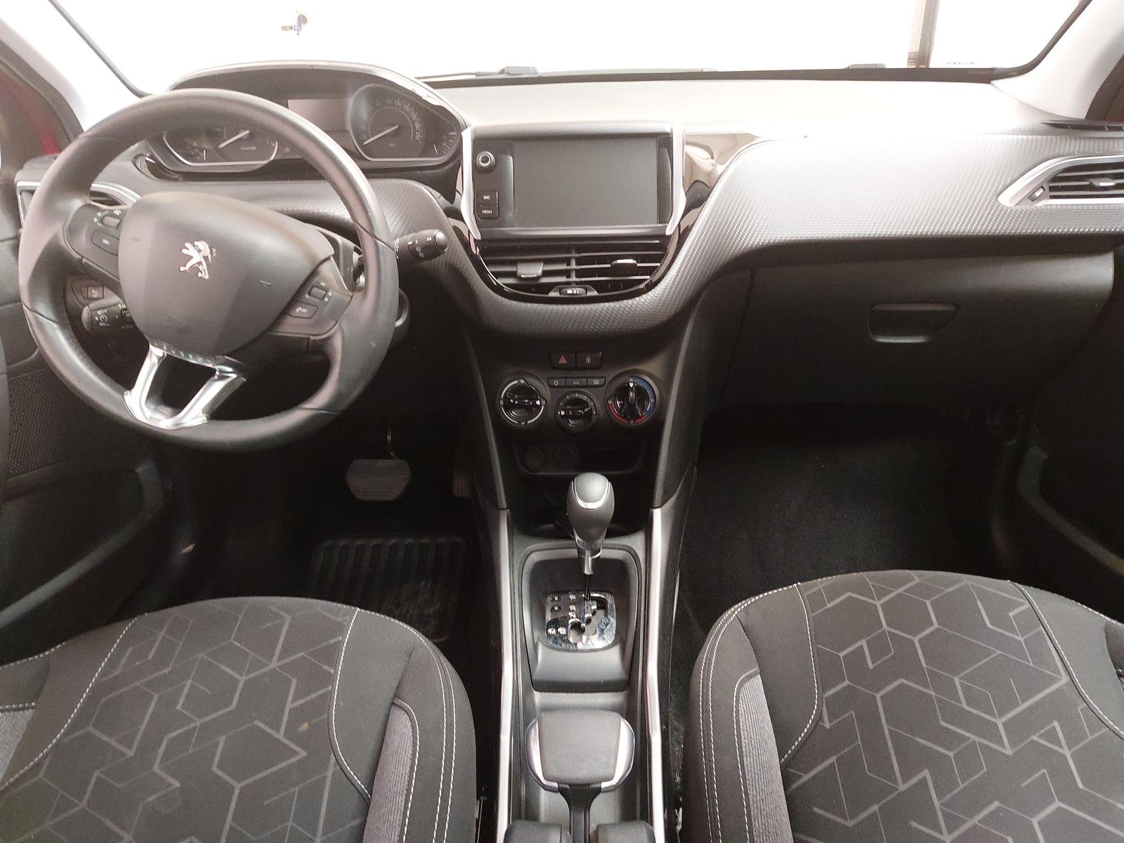 Peugeot 2008 PDC Tempomat