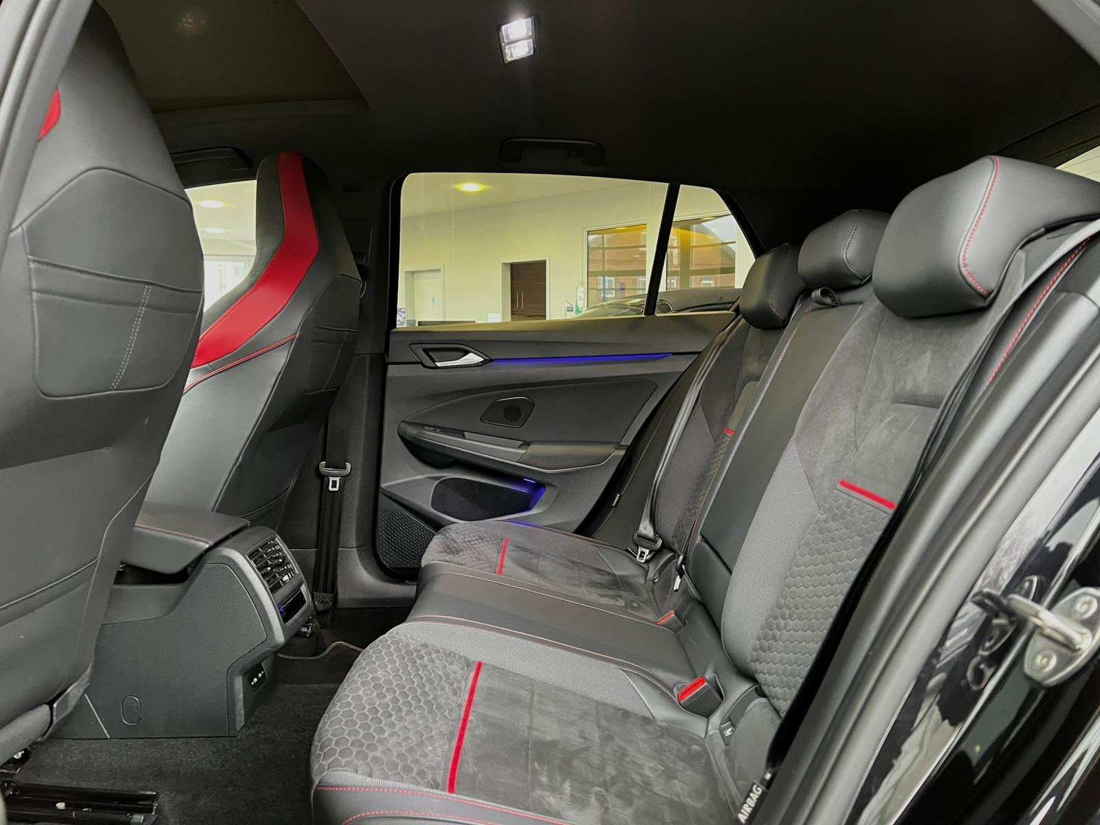 Volkswagen Golf VIII GTI Clubsport 45 2.0 TSI"Matrix/H&K", миниатюра 19